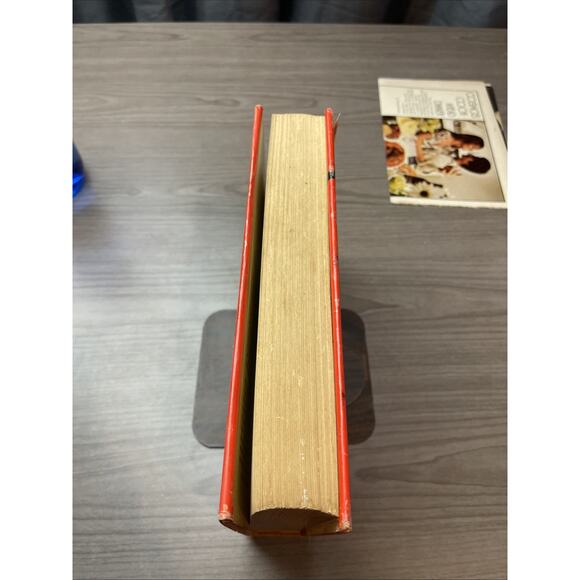 Single Girl’s Cookbook, by Helen Gurley Brown, 1969, 1st printing - Picture 6 of 16